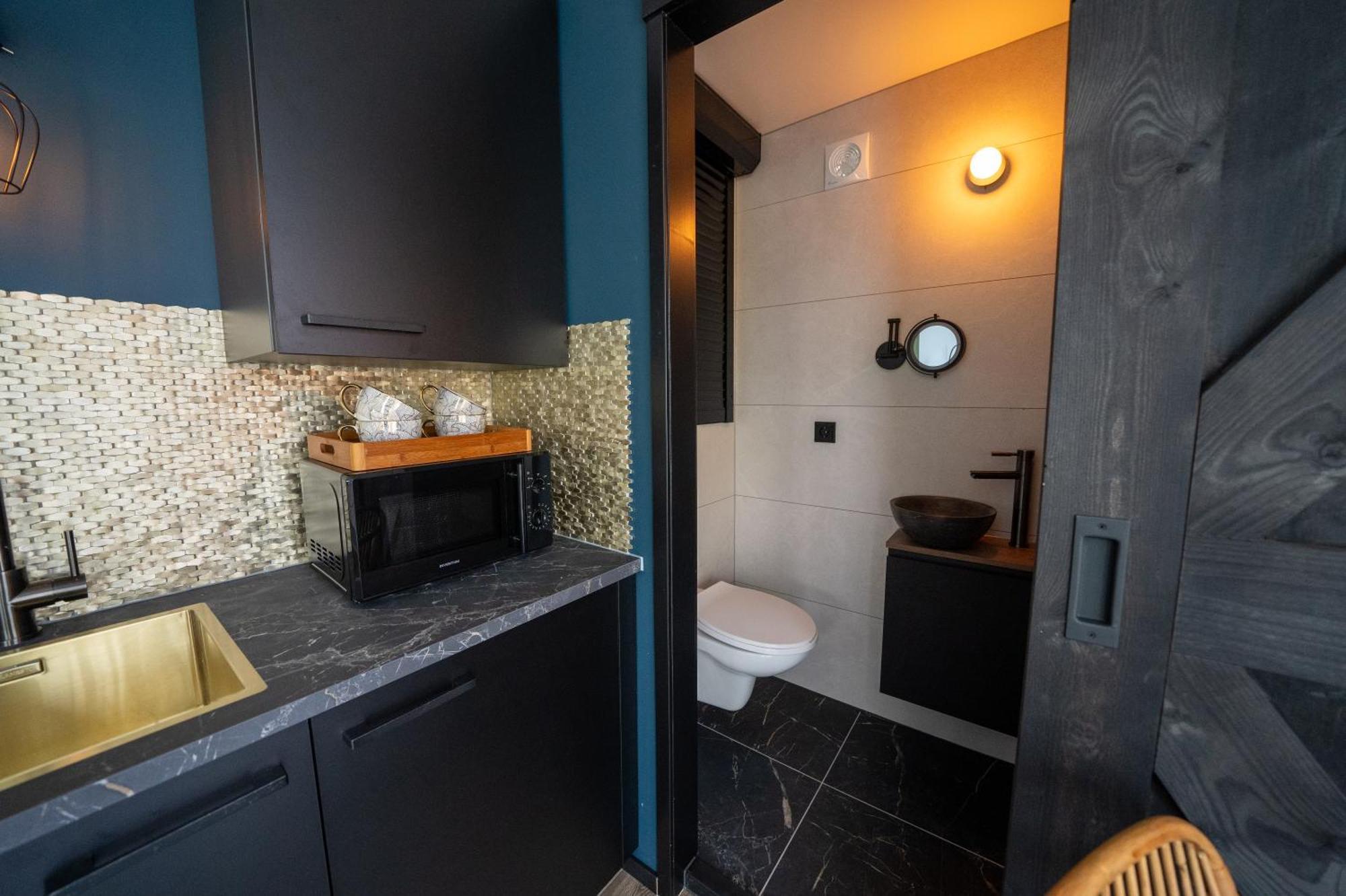 B&B Prive Tiny House Bij Zee Стеллендам Экстерьер фото
